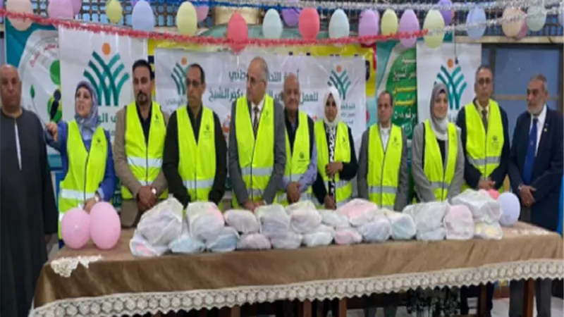 عروض فنية وتوزيع ملابس العيد على أيتام كفر الشيخ من التحالف الوطنى