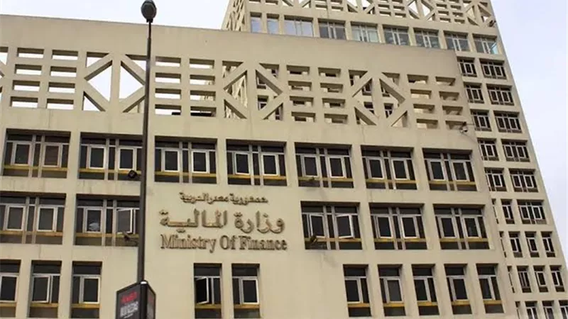 بنك جولد مان ساكس يشيد بنجاح 