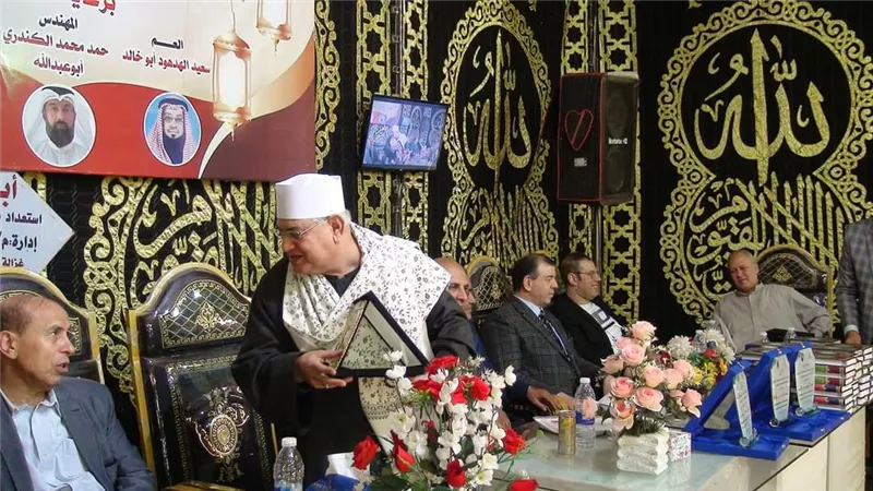 أهالى غزالة بالزقازيق يكرمون 680 من حفظة القرآن