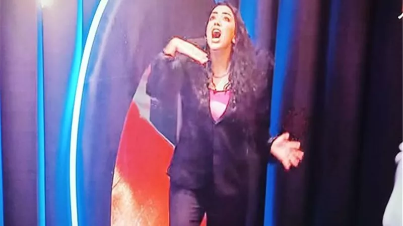 الزوجة المكلومة والزوج المقفوش..رامزجلال يسخر من شاكوش وريم طارق