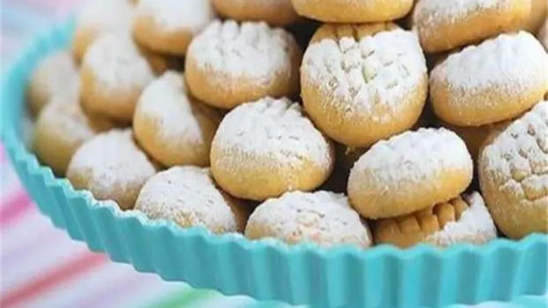 نصائح مهمة للحفاظ على صحتك في عيد الفطر.. خبيرة تغذية توضح