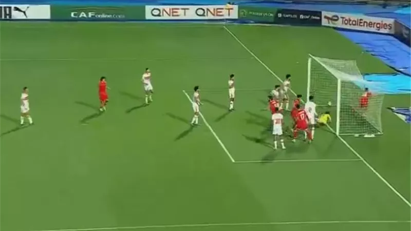 جوناثان نجويم يستغل خطأ عواد ويمنح فيوتشر هدف التقدم أمام الزمالك