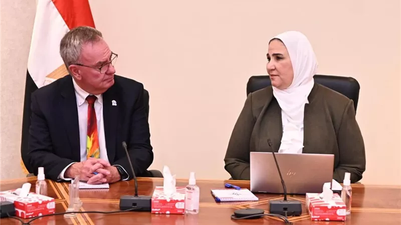 وزيرة التضامن ورئيس أندية الروتاري الدولي يبحثان التعاون في المشروعات الخدمية