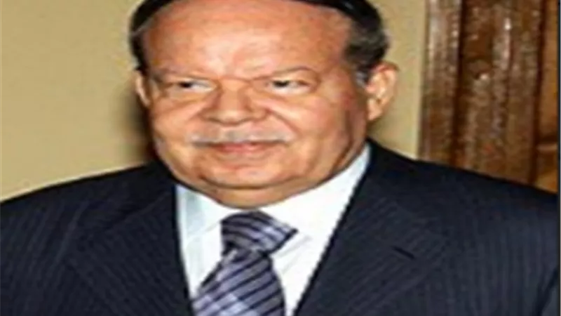 رئيس جامعة القاهرة ينعى رئيس مجلس الشعب الأسبق