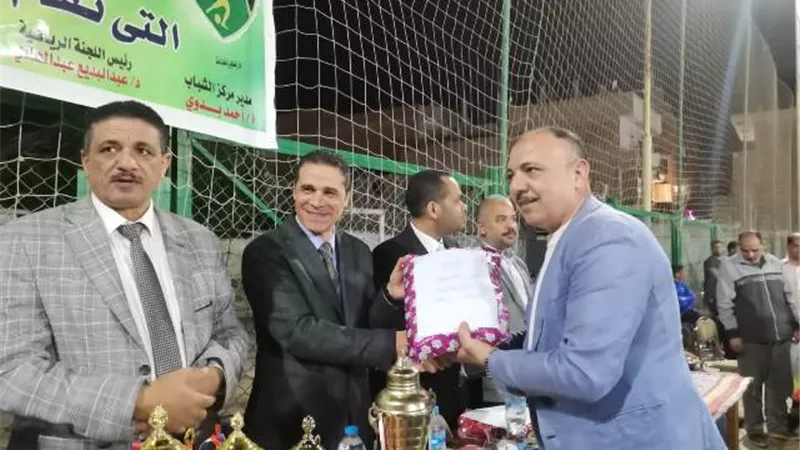 قيادات محافظة اسيوط فى ختام الدورات الرمضانية بأبنوب