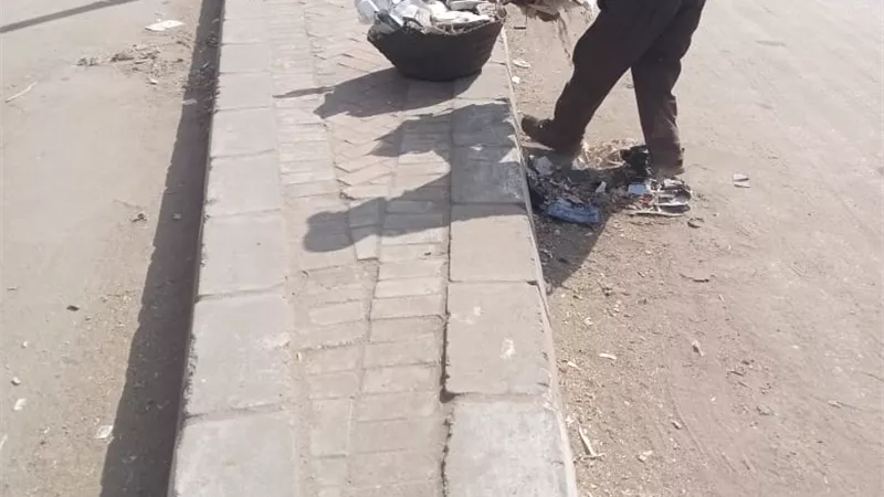 حملة مكبرة للنظافه وتركيب الانترلوك بالمنصورة