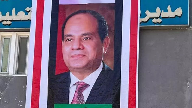 معرض منتجات وغرفة عملبات بتعليم الإسماعيلية استعدادا لعيد الغطر