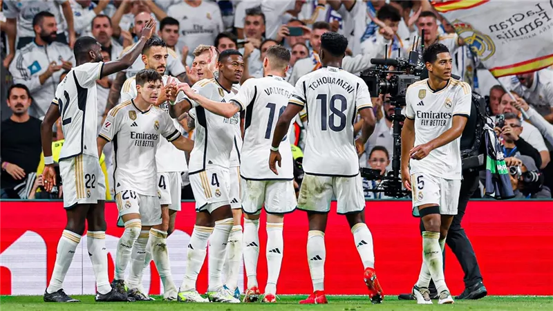 أنشيلوتي يعلن قائمة ريال مدريد لمواجهة مانشستر سيتي