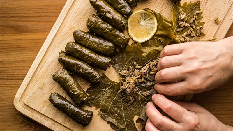 خطوات حفظ ورق العنب بجودة عاليه
