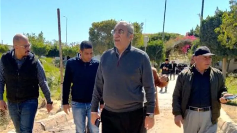 أجهزة مدن النوبارية ودمياط وسوهاج تنفذ أعمال صيانة للكهرباء ورفع كفاءة للطرق والمسطحات الخضراء