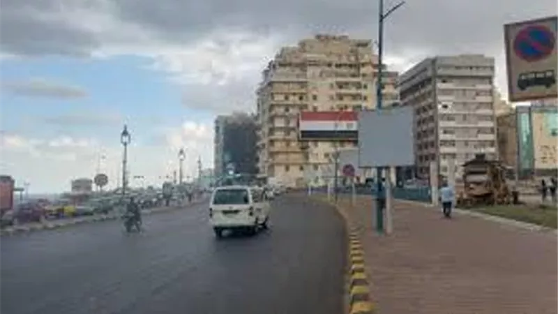 الأرصاد تحذر من تخفيف الملابس: لا تنخدعوا
