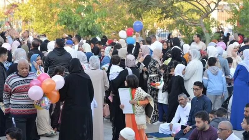 بهجة وفرحة ..أهالي الإسماعيلية يحتفلون بالعيد ..صور