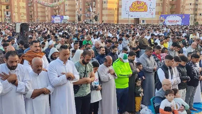 توزيع 30 ألآف هدية وعيدية على أهالى مدينة بدر فى عيد الفطر فيديو