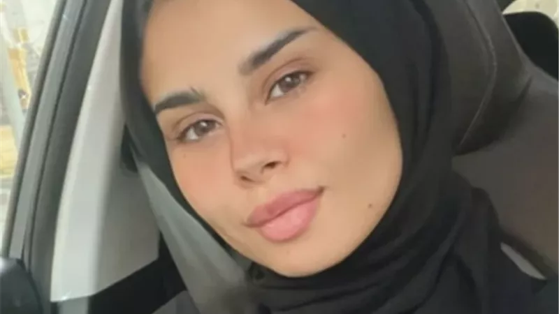 منة عرفة تشارك جمهورها بصورة من مناسك العمرة
