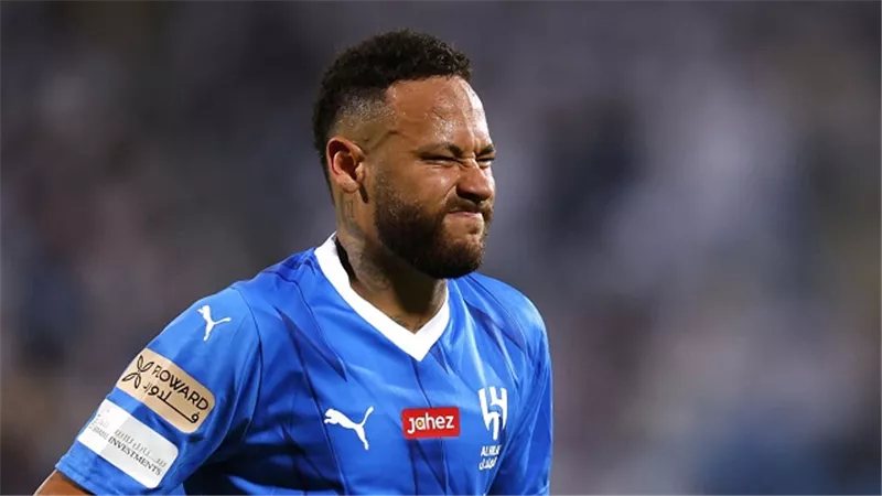 لتحقيق حلمه الأخير.. نيمار يدرس الرحيل عن الهلال السعودي