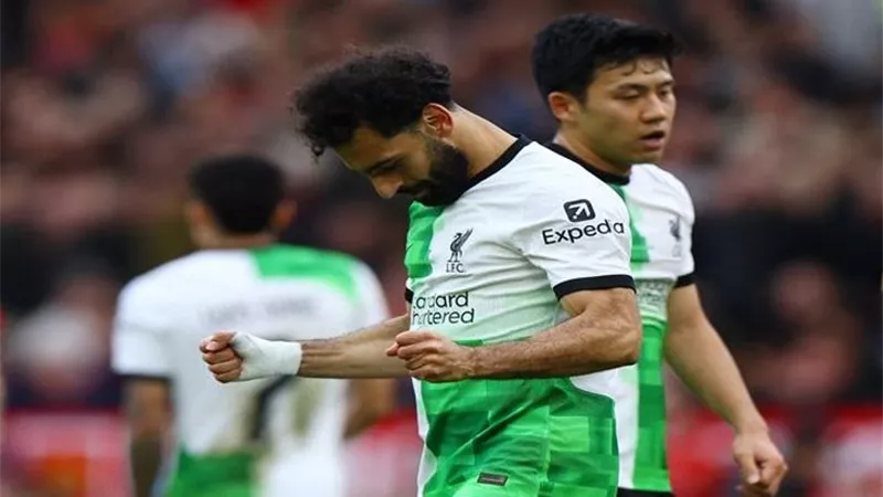 أندية سعودية تترقب موقف محمد صلاح النهائي مع ليفربول