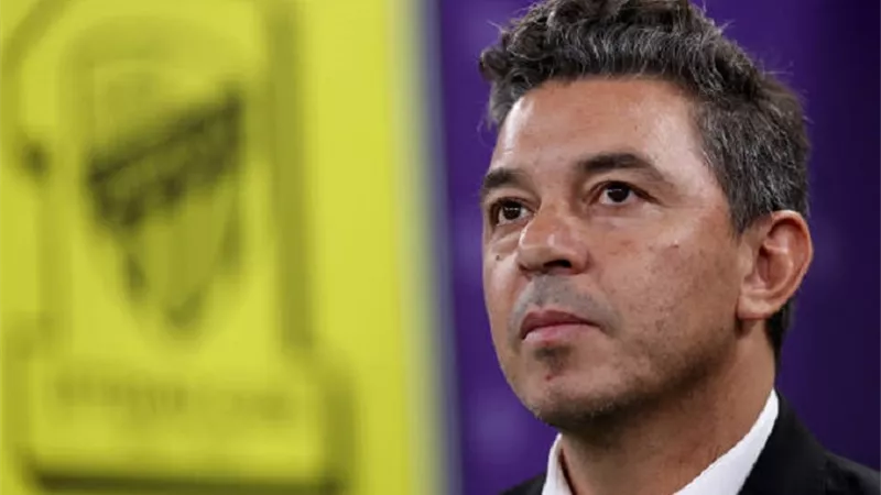 مدرب الاتحاد يواجه أزمة حقيقية قبل خوض السوبر السعودي أمام الهلال