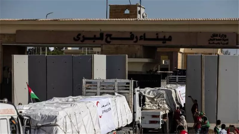 القاهرة الإخبارية: دخول 314 شاحنة مساعدات لغزة اليوم عبر معبر رفح