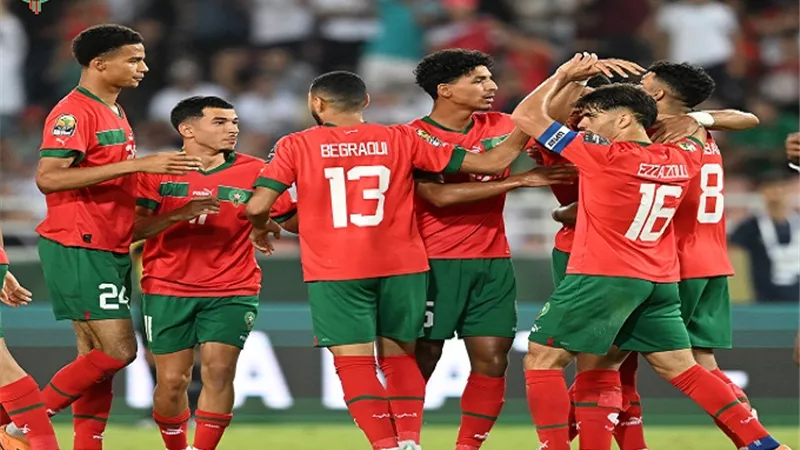 ميلان يراقب نجم المغرب