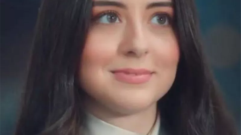 الفنانة سارة نور