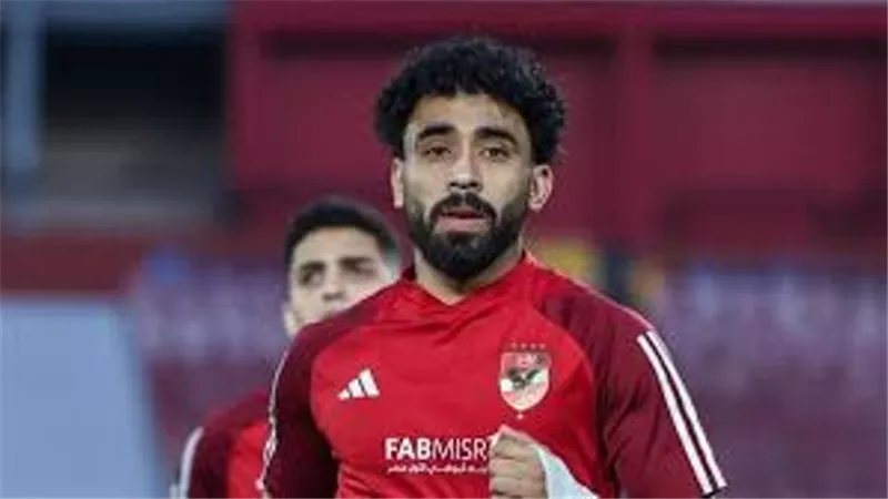 طبيب الاهلى يكشف موقف نجم الفريق من اللحاق بمباراة القمة
