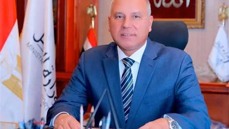 الوزير:تحويل مصر لمركز اقليمي للنقل واللوجستيات وتجارة الترانزيت