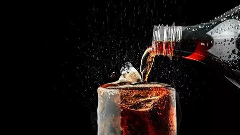 3 أضرار للمياه الغازية تشكل خطرًا على صحتك