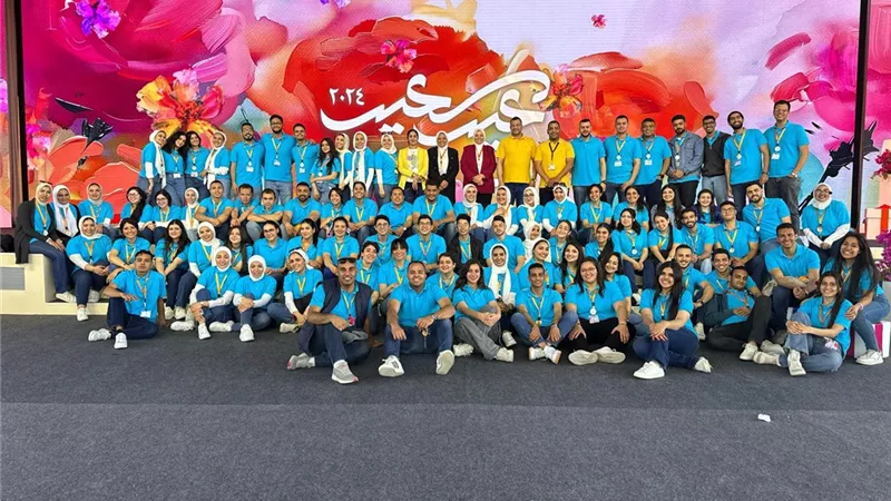 متطوعو الشباب والرياضة يشاركون فى تنظيم إحتفالية عيد الفطر