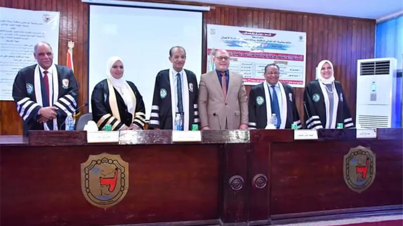 رسالة دكتوراة عن الممارسات الخضراء للموارد البشرية بجامعة سوهاج
