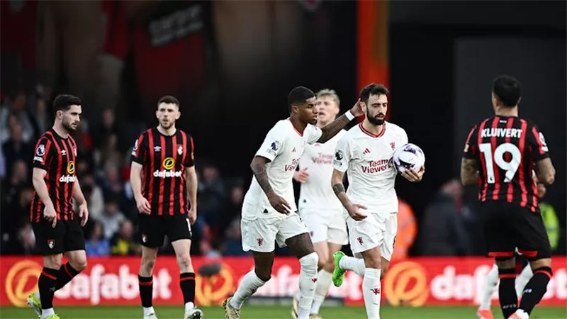 التعادل الإيجابى يحسم مباراة مانشستر يونايتد مع بورنموث بالبريمير
