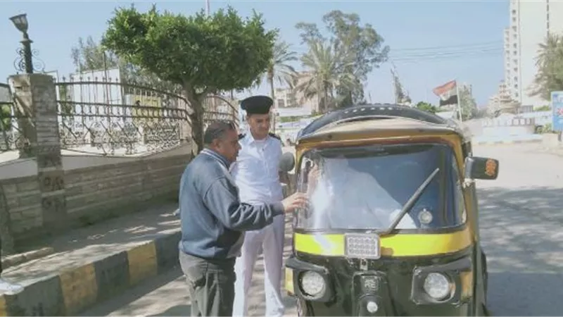 محافظ كفرالشيخ يتابع حملات تطبيق التعريفة 5 جنيهات للـ
