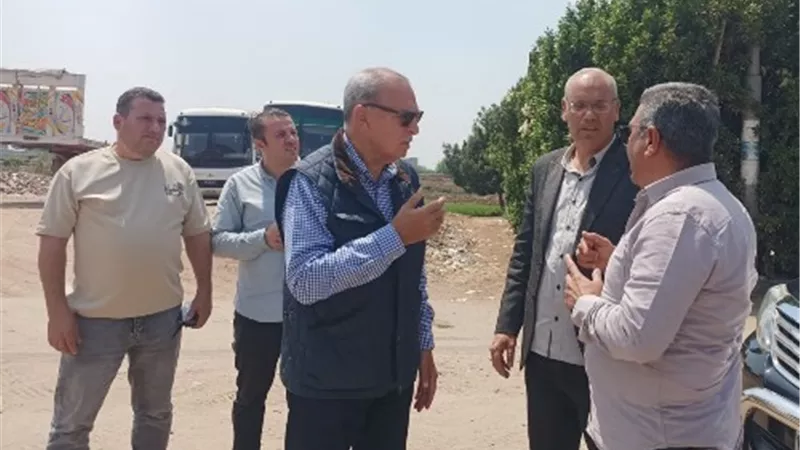 محافظ القليوبية يتفقد اعمال النظافة والتجميل بـ 3 مدن .. صور