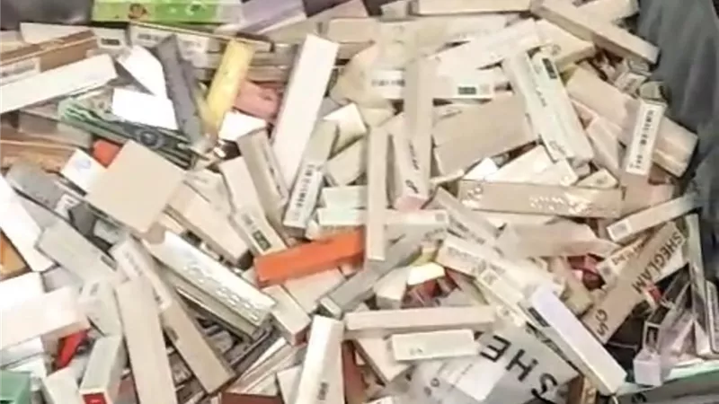 تحرير ٣٠ محضر ضبط جمركي في مطار القاهرة