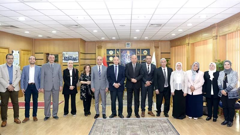 تجديد اعتماد كلية الصيدلة بجامعه المنصورة للمرة الثالثة