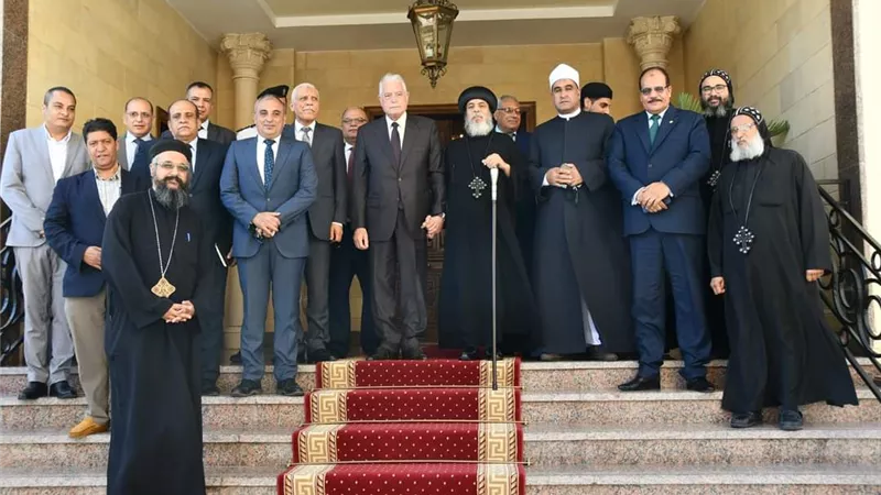 فوده يهنئ أسقف سيناء الجنوبية بسلامة الوصول بعد رحلة علاج