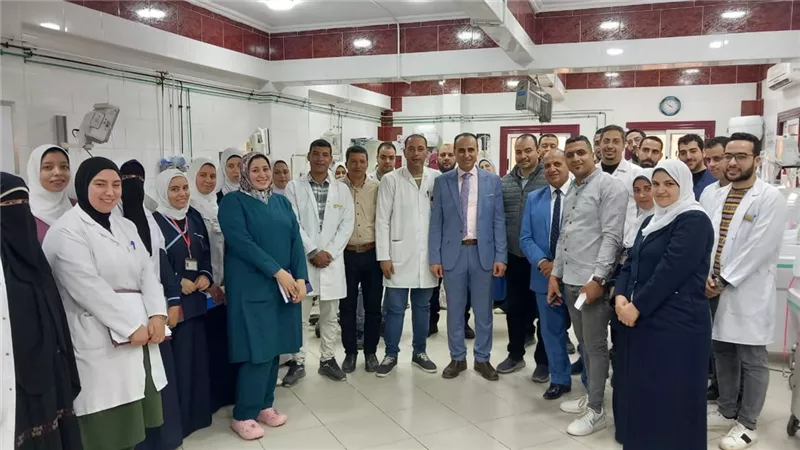 مدير صحة البحيرة فاجأ مستشفى الأطفال التخصصي بأبوحمص