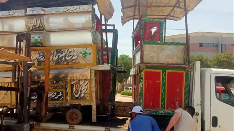 جهاز بدر يشن حملة شرسة على الإشغالات ويصادر مُعدات المقاولين..صور