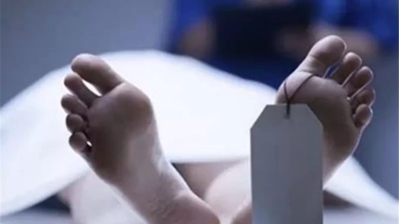 النيابة تستعجل التحريات في مصرع فتاة متعلقة فى منور عقار بفيصل