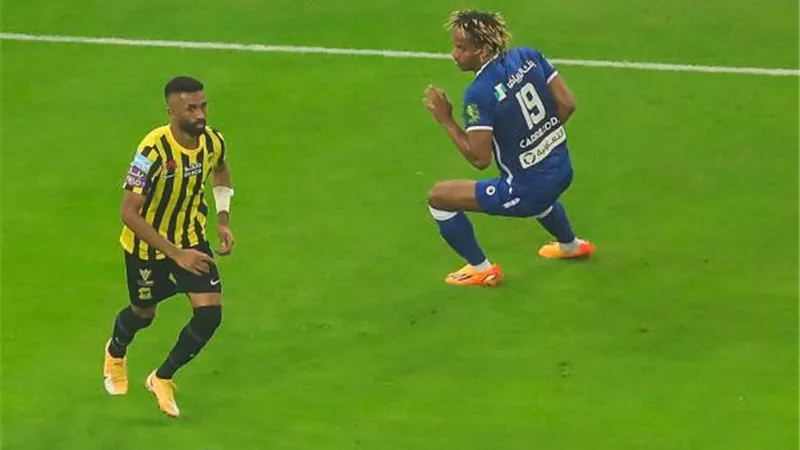 اتحاد جدة يحسم موقفه بشأن مستقبل نجم الفريق