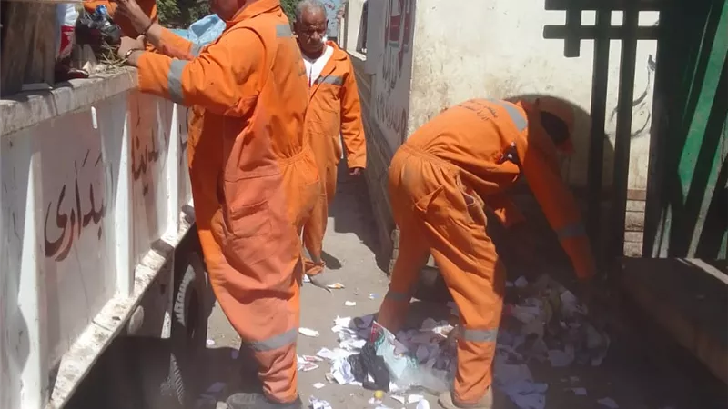 رفع 455 طن قمامة ومخلفات منازل في حملة بشوارع أسيوط