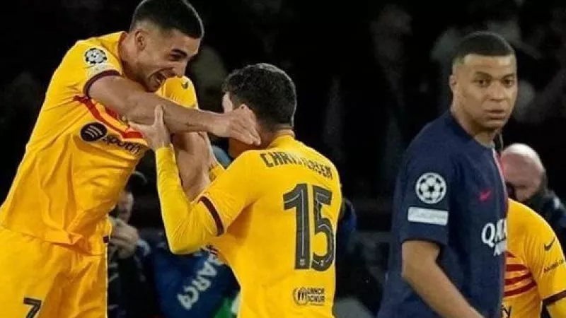 تشافي يعلن قائمة برشلونة لمواجهة باريس في إياب ربع نهائي دوري الأبطال