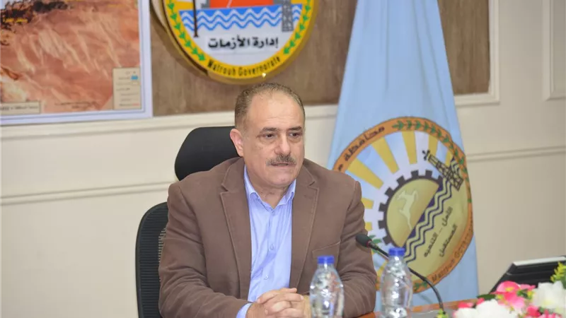 استعراض جهود خفض منسوب الصرف الزراعي بسيوة