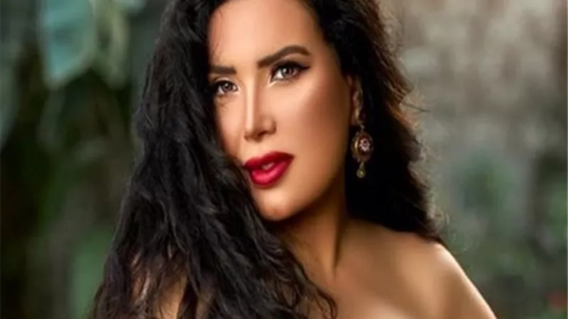 إصابة عبير صبري بوعكة صحية ونقلها للمستشفي