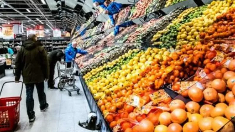 التضخم في بريطانيا يتباطأ لأدنى مستوياته منذ 2021
