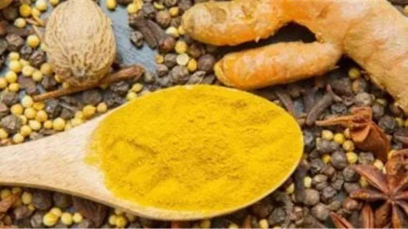 موجود فى كل مطبخ..عنصر غذائى يعمل على زيادة إمتصاص الكركم