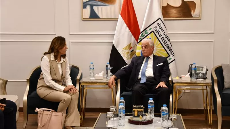 وزير الثقافة تثني علي مواهب جنوب سيناء