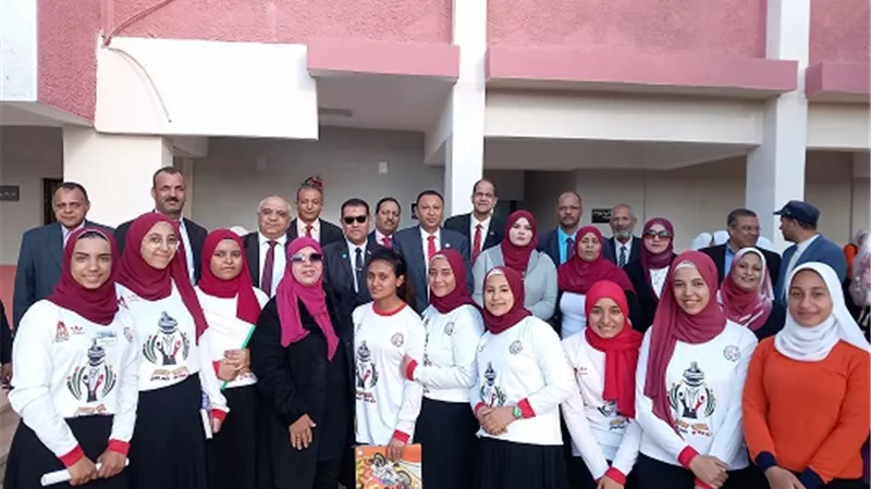 تعليم الداخلة يتصدر الجمهورية فى النشرة الاخبارية