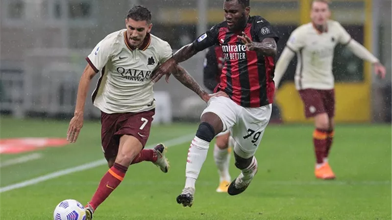 نفاذ تذاكر مباراة روما و ميلان في إياب ربع النهائي الأوروبي