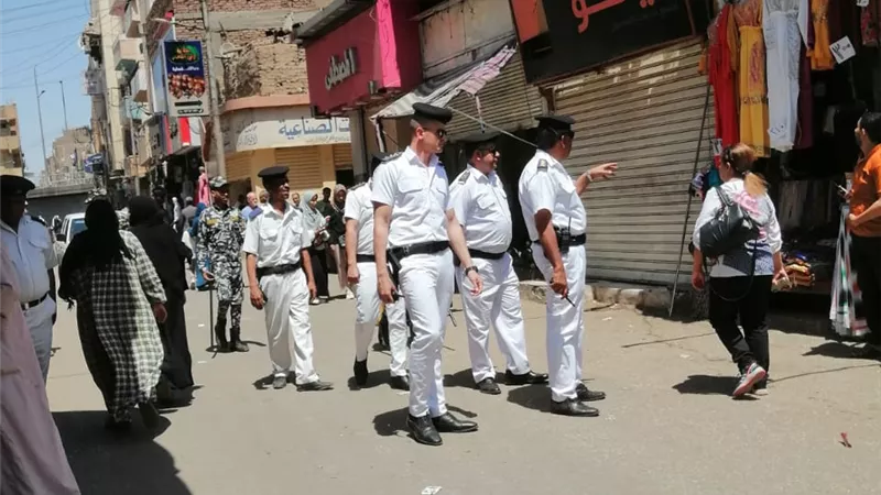 70 محضر وازالة إدارية فى حملة مرافق بمدينة الأقصر