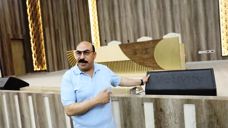 محافظ أسوان يتفقد مشروع تطوير ورفع كفاءة فندق عروس النيل
